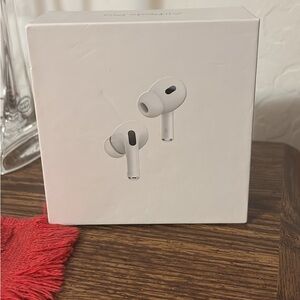 Apple AirPods Pro 2nd Gen with MagSafe Charging Case